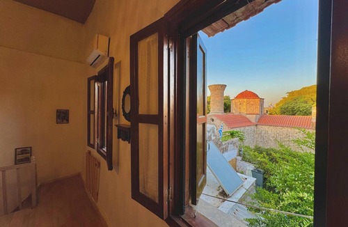 Rhodes Old Town Apartment | George & Michael Traditional House in Old town