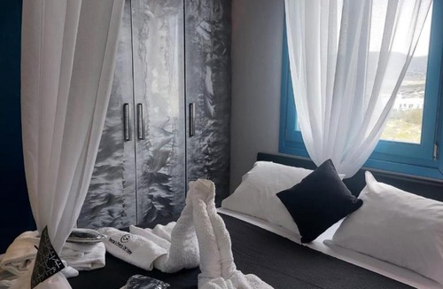 Naousa Apartment | George's point of view
