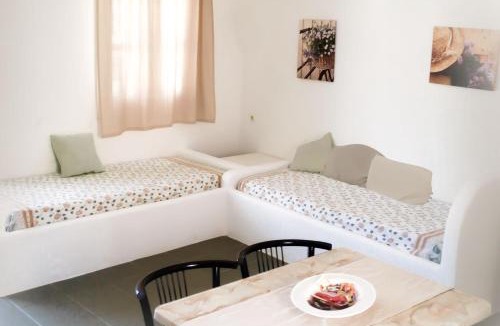 Adamas Apartment | Georgios Milos