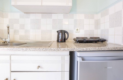 Katastari Apartment | Giannis Pool Studios 7, Alykes, Zakynthos, Greece