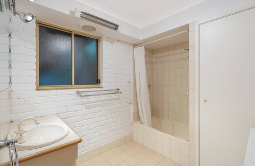 Pambula Beach Cabin | Gillmith - Up to 10 people