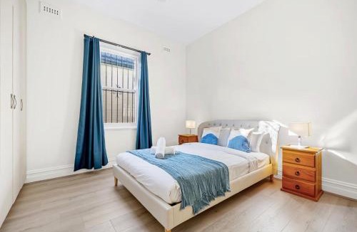 Glebe House | Glebe 4Bd with City & Nature at Doorstep