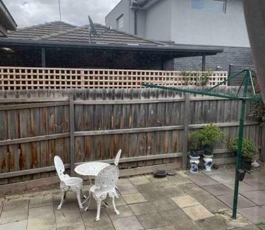 Glenroy Apartment | Glenroy Home near airport, city&shop