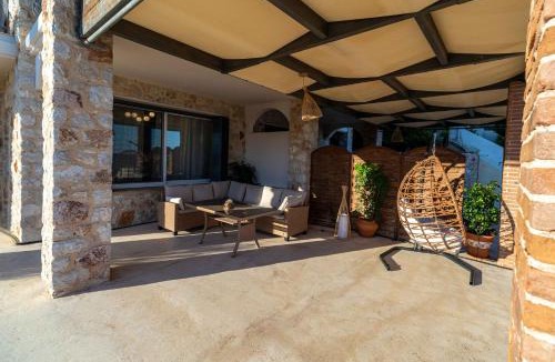 Tolo Villa | Gold Sun Villas