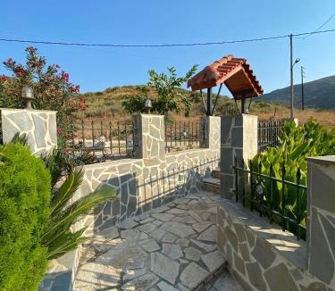 Kateleios House | Golden Island
