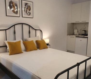 Kallikratia Apartment | Golden Shell Studio
