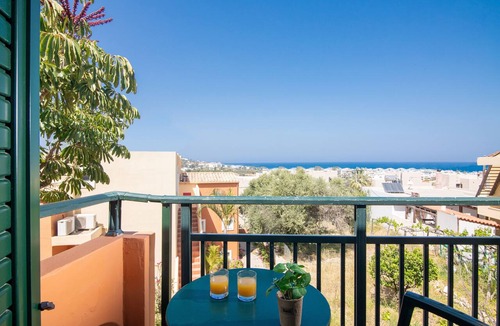 Hersonissos Centre Apartment | Golden Valentin Apartments