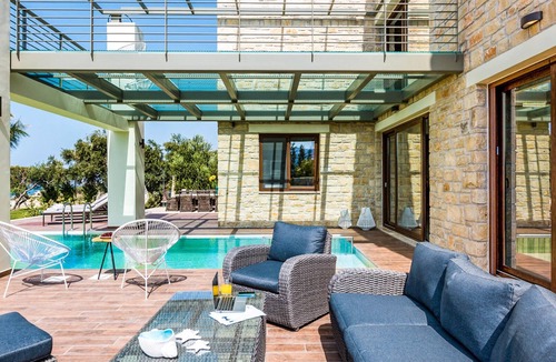 Kissamos Villa | Gorgeous Modern Villa with heated pool in Kissamos