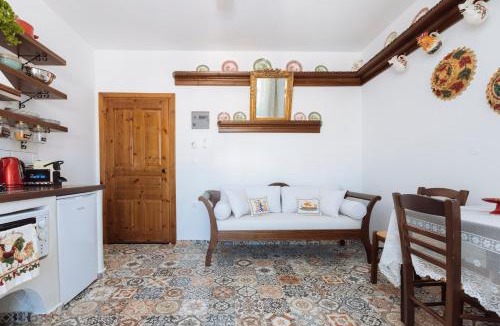 Karpathos Town Apartment | Gorgona Traditional 1