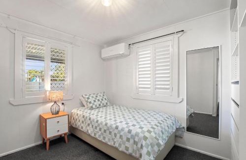 Currimundi House | Gothic Pde 16, Currimundi
