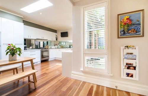 St Kilda House | Graceful Octavia - The perfect getaway