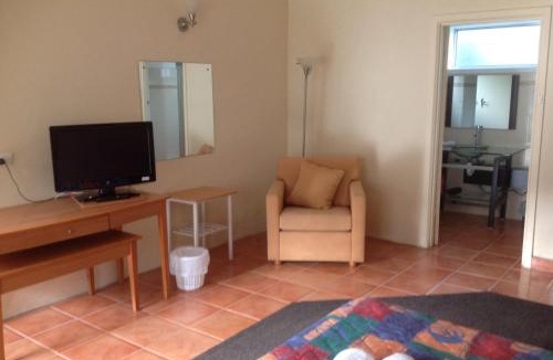Dadswells Bridge Hotel | Grampians Motel/Hotel