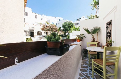 Old Town Naxos Apartment | Grand Premium Apartment in Naxos Centre!