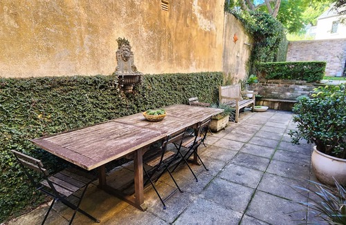 Paddington House | Grand Terrace with Secret Garden + Parking in Central Location - 4 Bedrooms