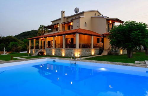 Gazatika Villa | Grand Villa Roubana
