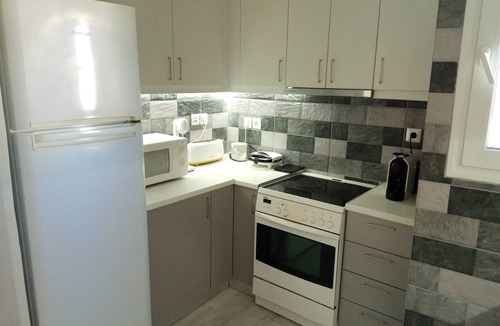 Ios Town House | Grandma Vasiliki Rooms To Let