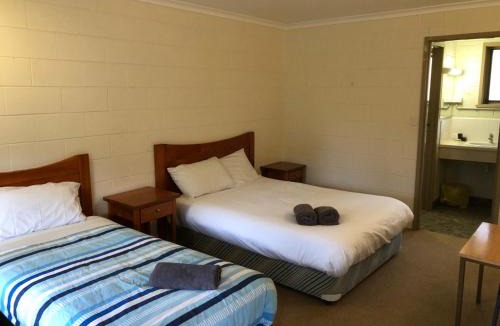 Warburton Hotel | Green Gables Motel in Warburton