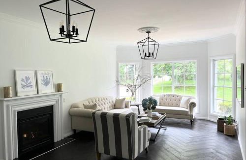 Robertson House | Grounds of Robertson. Stylish and Exclusive.