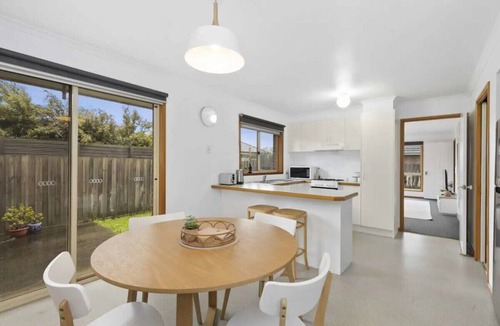 Grovedale House | Grovedale Home Away From Home