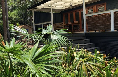 Great Mackerel Beach House | Gumbuya - a beach retreat