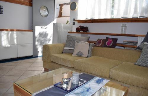 Gerakas Apartment | h2h Myrto #Λειτουργικό studio 30' Αθήνα, 15' Αεροδρομιο