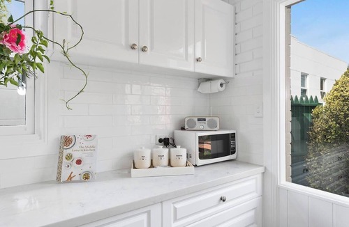 Battery Point House | Hampden Manor A Refined Battery Point Period Home