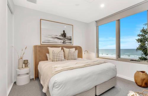 Moana Apartment | Hamptons at Moana - Panoramic Beachfront Living