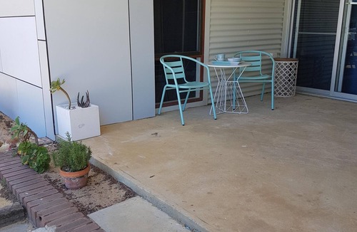 Leeman House | Happy Daze Beach House
