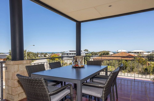 Ledge Point House | Happy Daze - Coastal Oasis