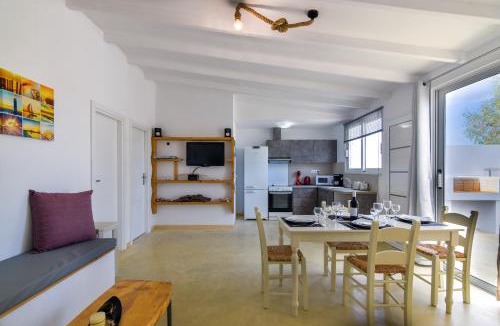 Pigianos Kampos House | Hara's Beach Villa