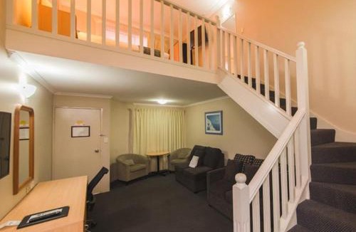 Gladstone Hotel | Harbour Sails Motor Inn