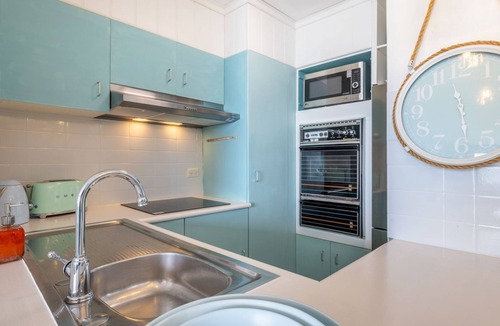 Port Stephens Council Apartment | Harbourside 14, 3-7 Soldiers Point Rd - waterfront magic