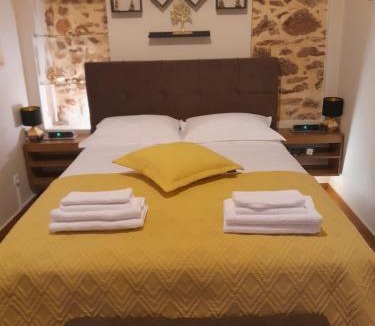 Lavrio Apartment | Harmony 2 in Gold