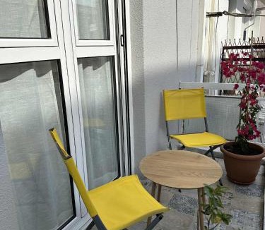 Amarousion Apartment | Harmony Boutique Apartments, 100m from metro