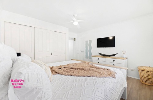 Tuross Head House | Hartys on the Lake Su