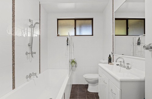 Emerald Beach House | Have the best of both worlds and the entire property to yourself when you book Emerald Hub 1 and 2.