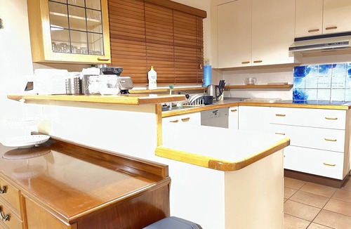 Hawker House | Hawker 4BR House（Air-Con, WiFi, Netflix, Parking）