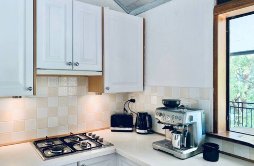 Lower Macdonald House | Hawkesbury: LOMA Riverhouse - Private riverside oasisn