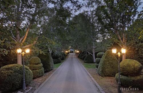 Monbulk Villa | Heart of a lion