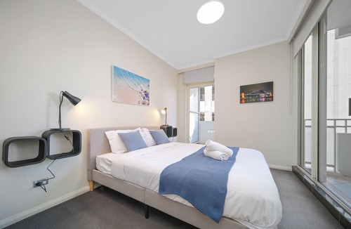 Darling Harbour Apartment | Heart of Sydney | CBD Apartment for Two