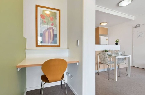 Fortitude Valley Apartment | Heart of the Valley Sunny and Cozy 1BR Apart