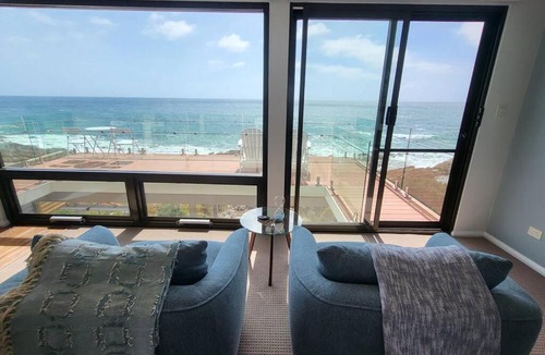 Boat Harbour Beach House | Heathcliff1 Luxury Couples Retreat with Stunning Coastal Views!