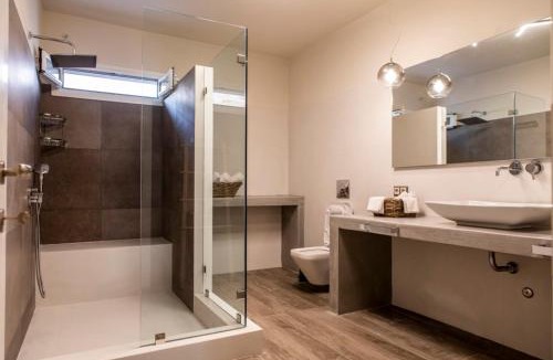 Naxos Town Apartment | Heaven's Hill