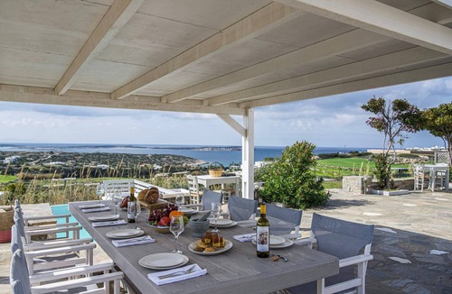Nea Cryssi Akti Villa | Heavenly Paros Villa | Villa Emerald Cove | 4 Bedrooms | Fully Airconditioned