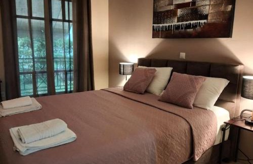 Tolo Apartment | Helens Apartment