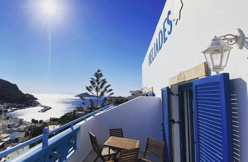 Vromolithos Apartment | Heliades Suites, view and comfort over Panteli bay!