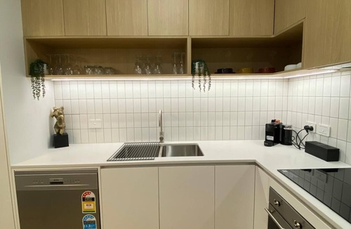 Henley Beach South House | HENLEY BEACH:WHERE RELAXATION MEETS ADVENTURE BY THE SEA-NEAR AIRPORT