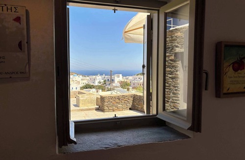 Apollonia Apartment | #HH11 Guestroom for two in Katavati