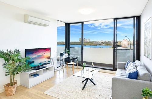 Wentworth Point Apartment | Hidden GEM in Wentworth Point