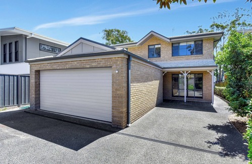 Lake Macquarie City Council House | Hidden Horizon Nords Wharf - 5 bed 3 bath - 1pm checkout Sundays